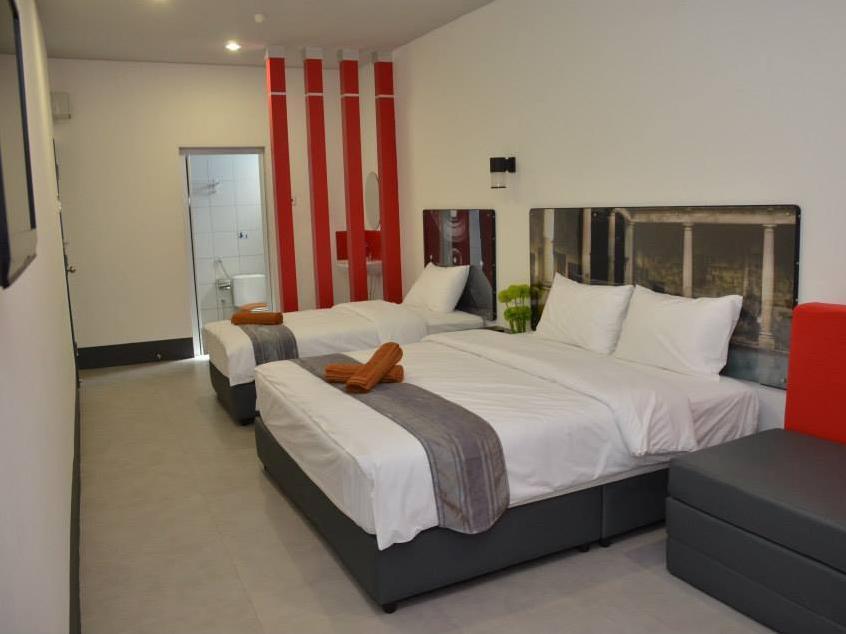 Oyo 90265 Hotel Ventura Кангар Экстерьер фото