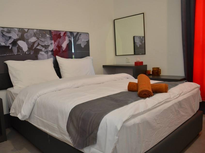 Oyo 90265 Hotel Ventura Кангар Экстерьер фото